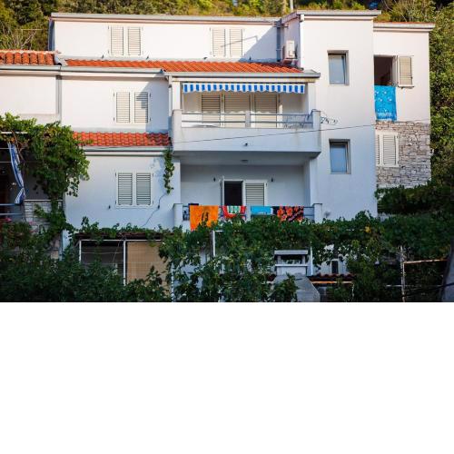 Apartments by the sea Stomorska, Solta - 14960