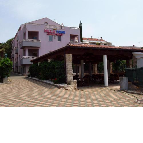 Apartments by the sea Sveti Filip i Jakov, Biograd - 14319