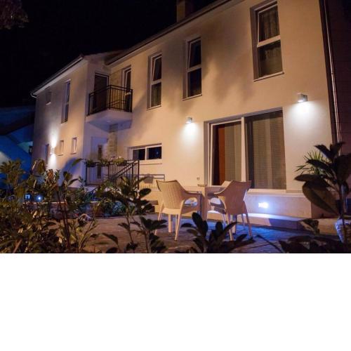 Apartments by the sea Sveti Filip i Jakov, Biograd - 16966