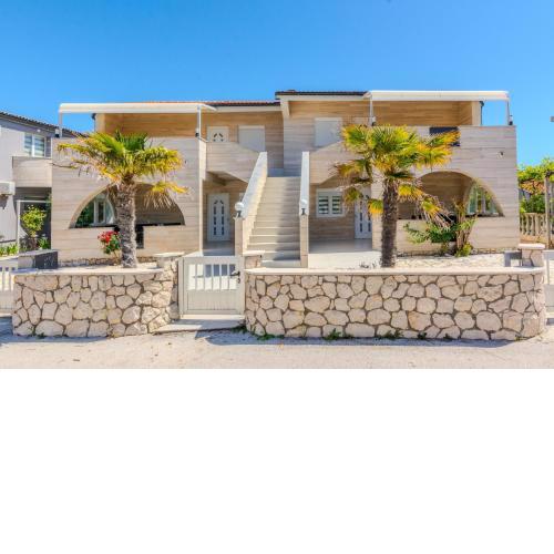 Apartments by the sea Vir - 18591