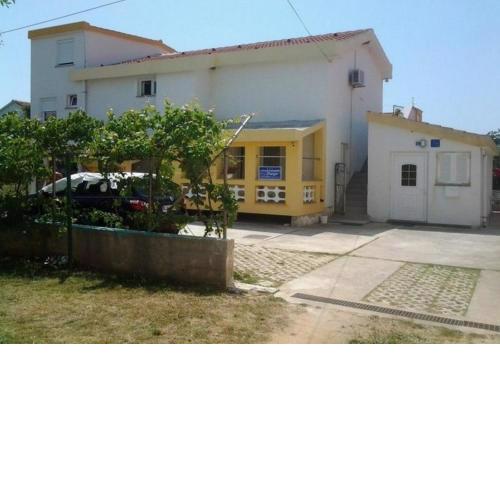 Apartments by the sea Zaton, Zadar - 18050