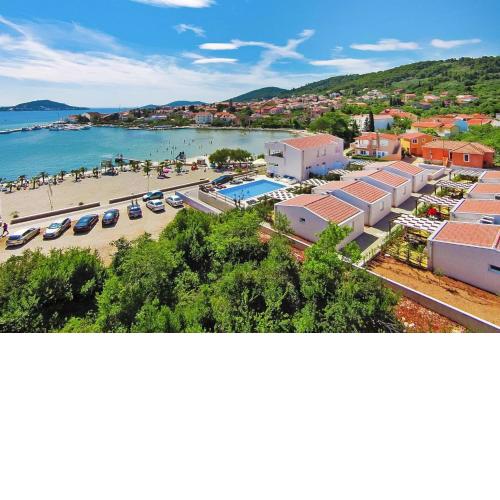 Apartments Dalmatia in Preko island Ugljan with swimmingpool