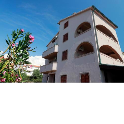 Apartments Dario