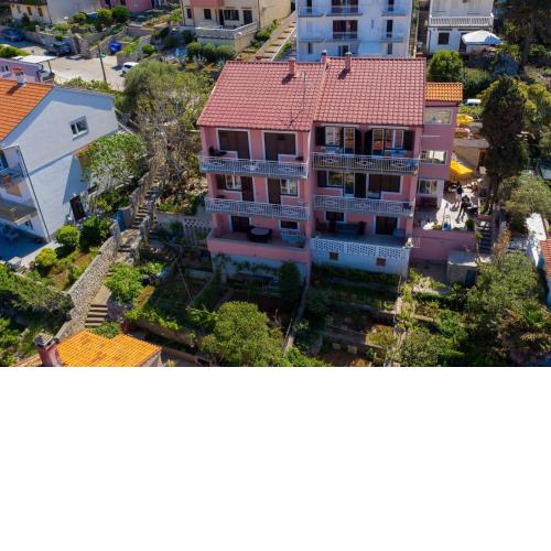 Apartments Delfin