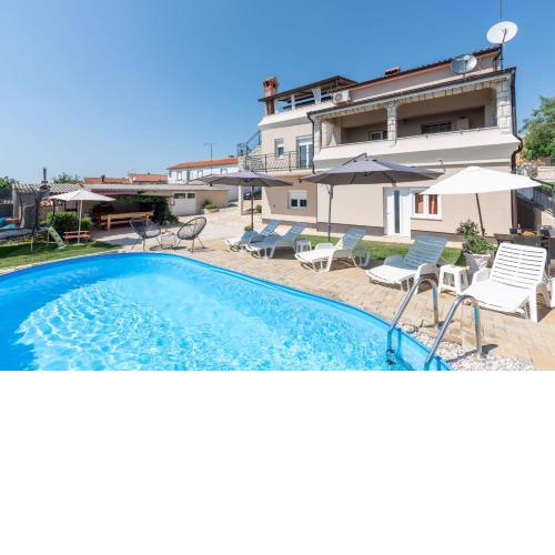 Apartments Dobrec