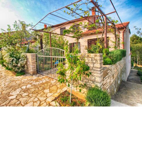 Apartments Dvorine 1210