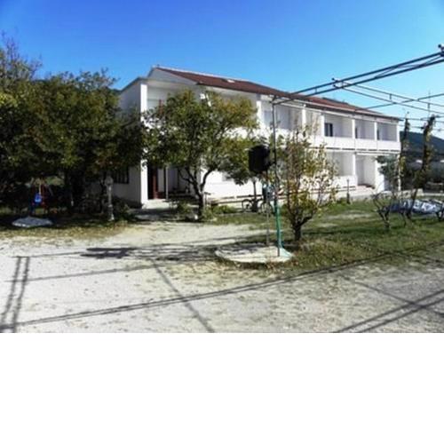 Apartments for families with children Banjol, Rab - 16645
