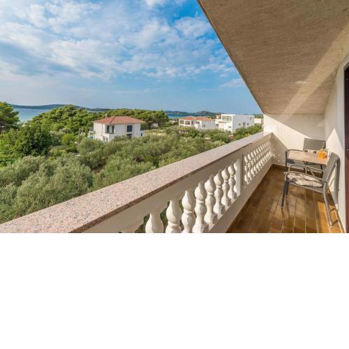 Apartments Friganović