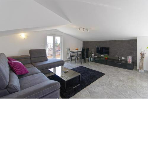 Apartments Goran by Rent Istria
