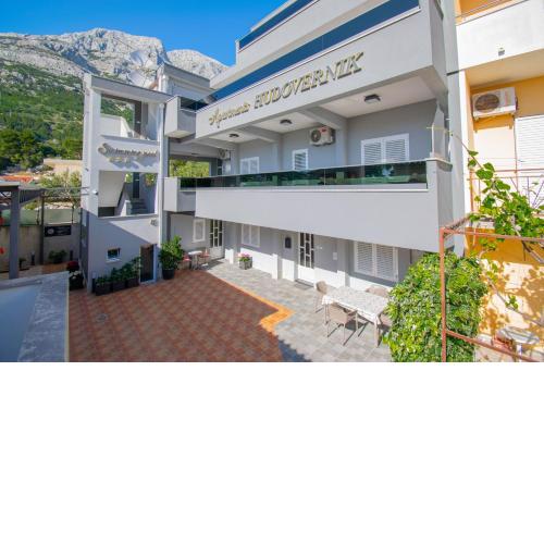 Apartments Hudovernik