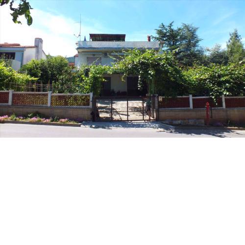Apartments in Icici 15695