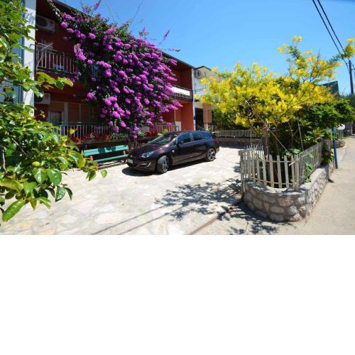 Apartments in Starigrad-Paklenica 6819