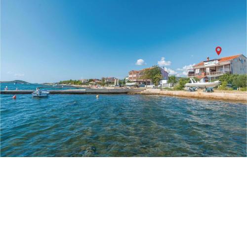 Apartments in Turanj, 20m from the beach