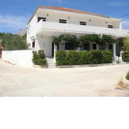 Apartments Ivan Orlic