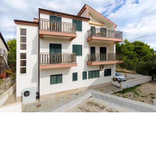 Apartments Karmen