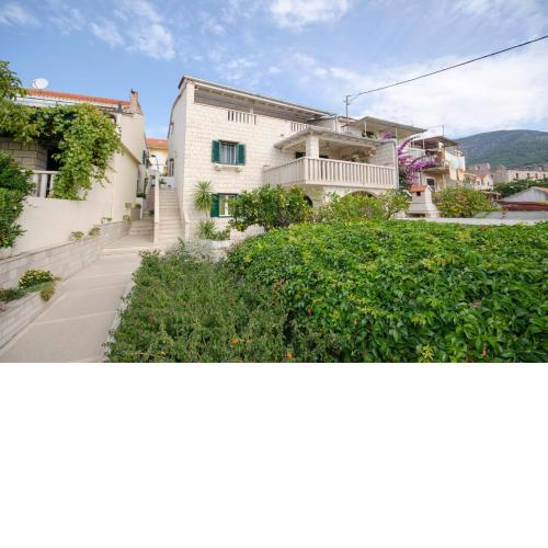 Apartments Klisovic