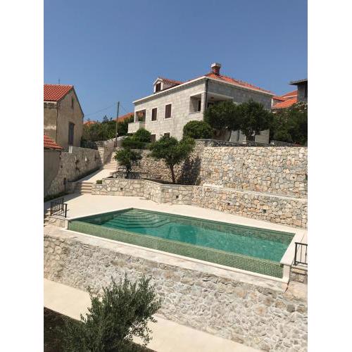 Apartments Kralj Ana