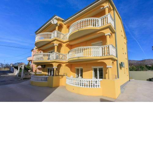 Apartments KULAS