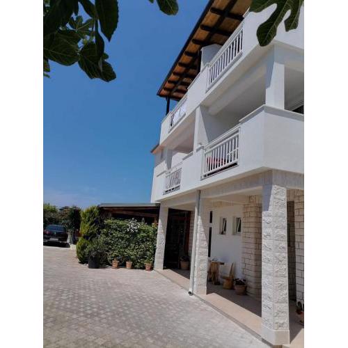 Apartments Lias
