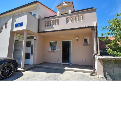 Apartments Lidija