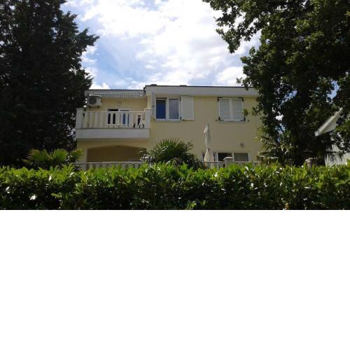 Apartments Mar