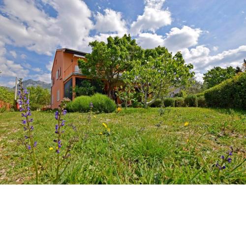Apartments Mari - 30m from the sea