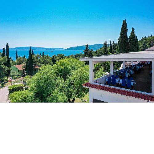 Apartments Medena budget