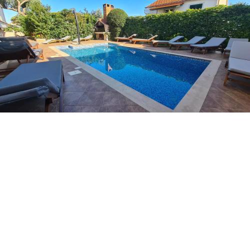 Apartments Mery