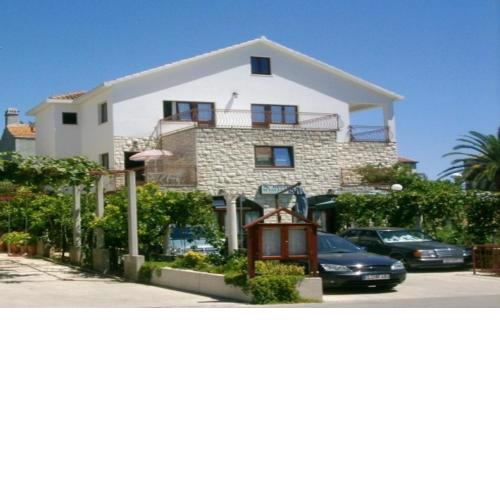 Apartments Miho