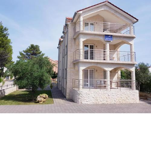 Apartments Palaca Sunca