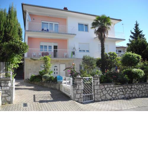 Apartments Pavelić