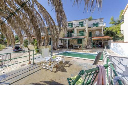 Apartments Rina - with pool