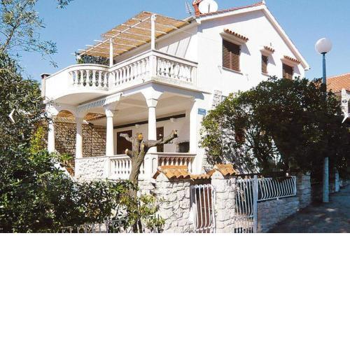 Apartments Sunday in Kozino at the sea