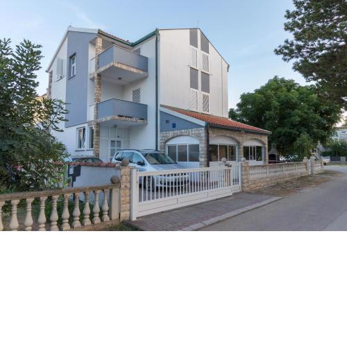 Apartments Sunset near the sandy beach - by TA Leut Agency
