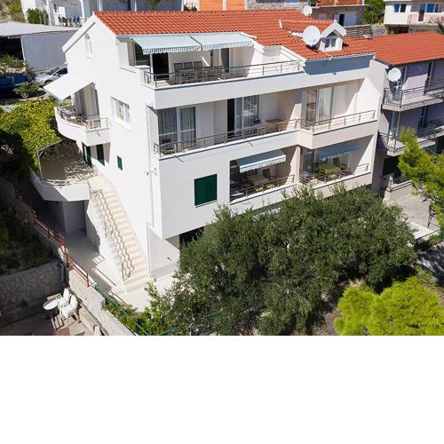 Apartments Tomas