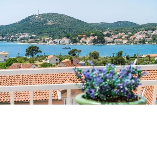 Apartments Villa Cerjak