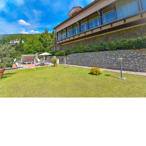 Apartments Villa Vosilla