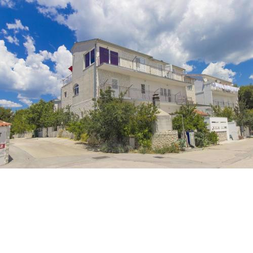 Apartments Vince