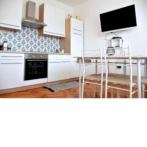 Apartments Viola Kampor