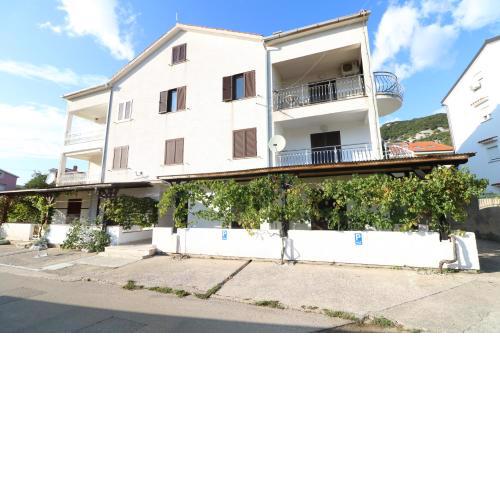 Apartments Vladan with Terrace