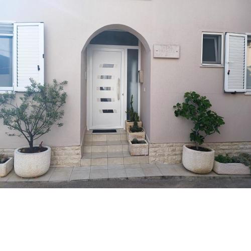 Apartments Vrime