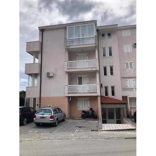 Apartments with a parking space Baska Voda, Makarska - 17304