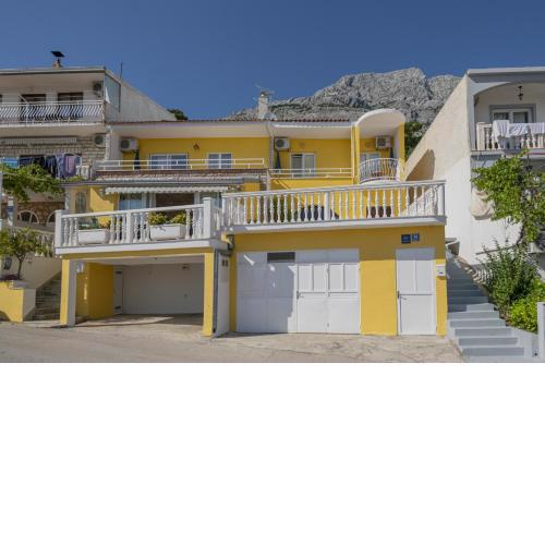 Apartments with a parking space Baska Voda, Makarska - 4759