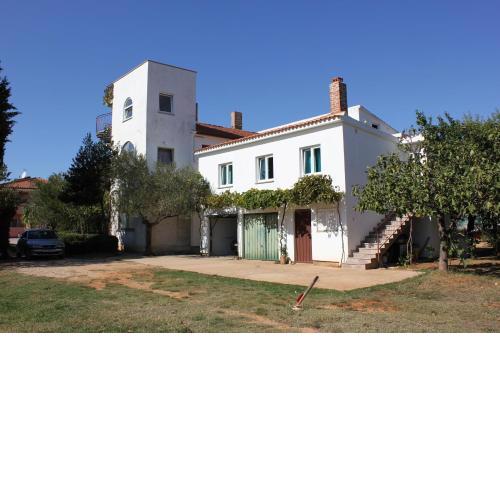 Apartments with a parking space Fazana - 7188