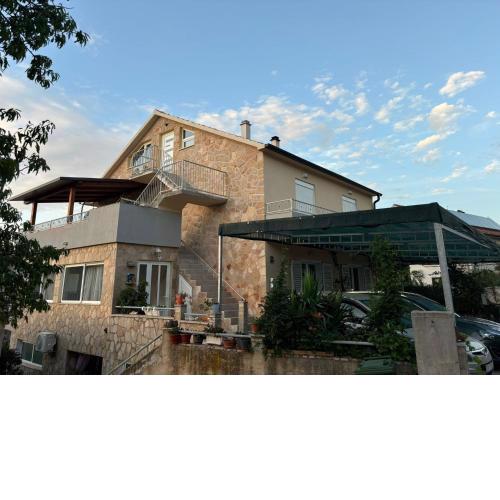Apartments with a parking space Jelsa, Hvar - 4040