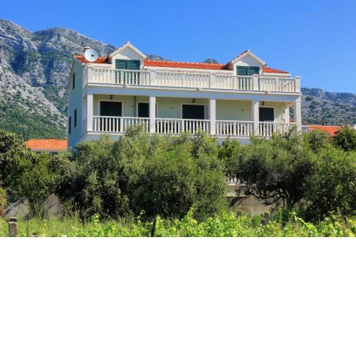 Apartments with a parking space Orebic, Peljesac - 10157