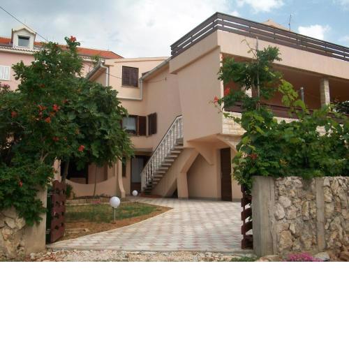 Apartments with a parking space Povljana, Pag - 17337