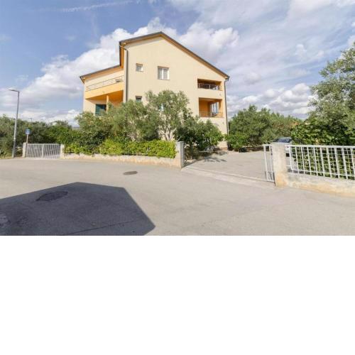Apartments with a parking space Rogoznica - 19064