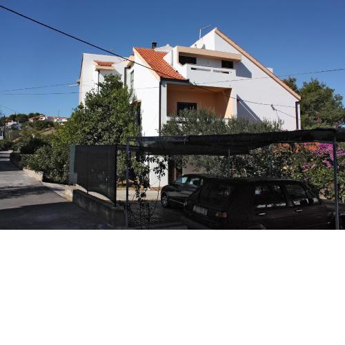 Apartments with a parking space Slatine, Ciovo - 1099