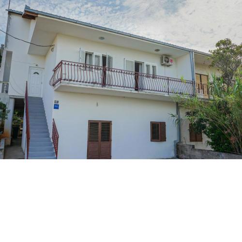 Apartments with a parking space Slatine, Ciovo - 973